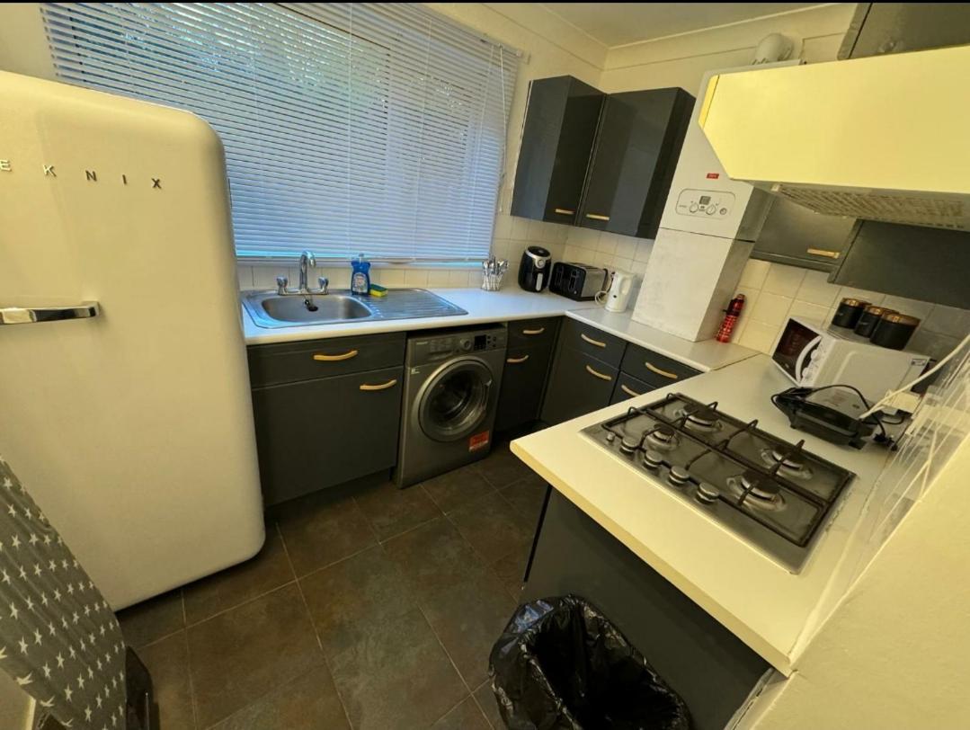 Lovely 2-Bed Apartment In Knowle Solihull Exteriör bild