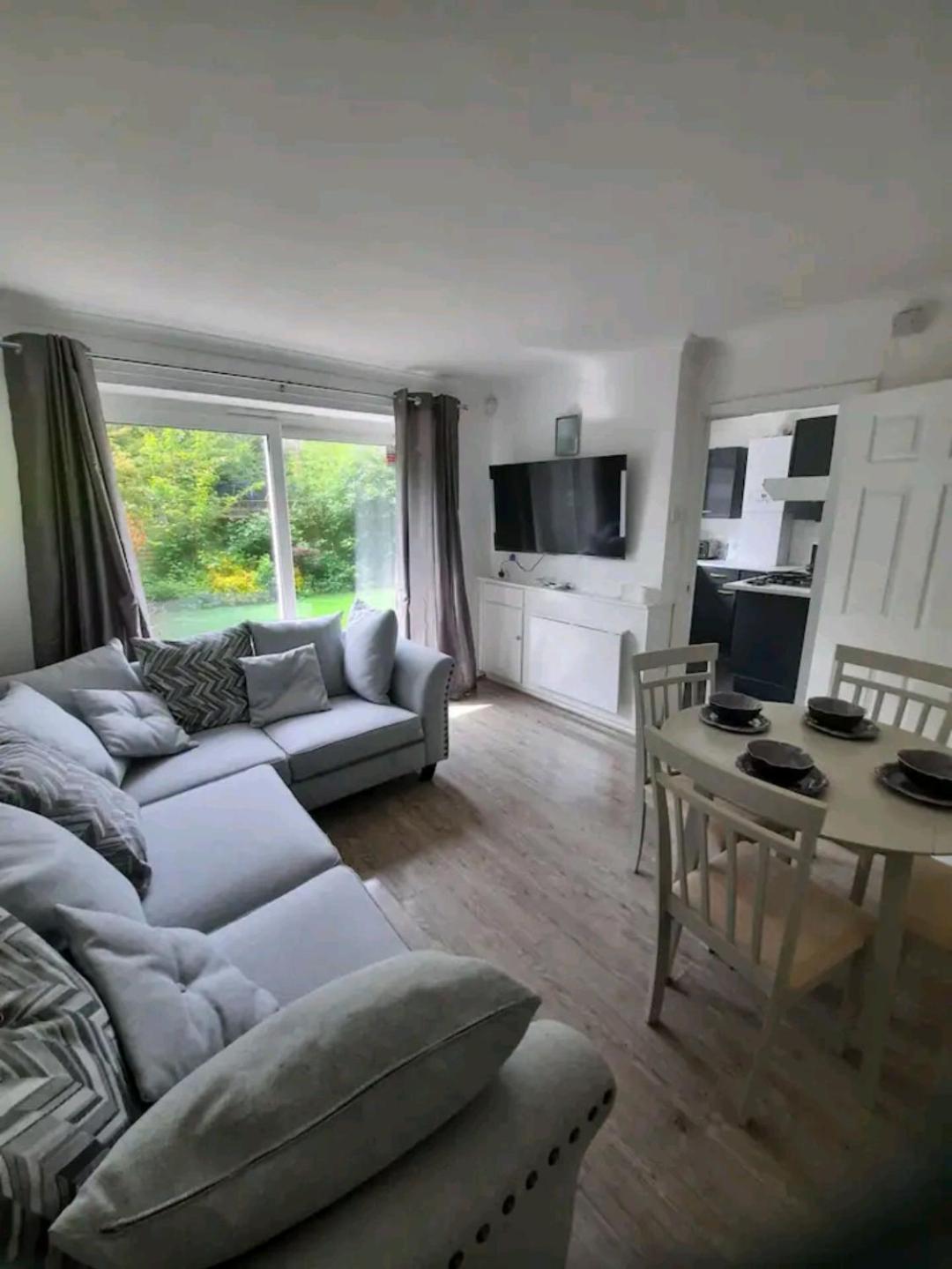 Lovely 2-Bed Apartment In Knowle Solihull Exteriör bild